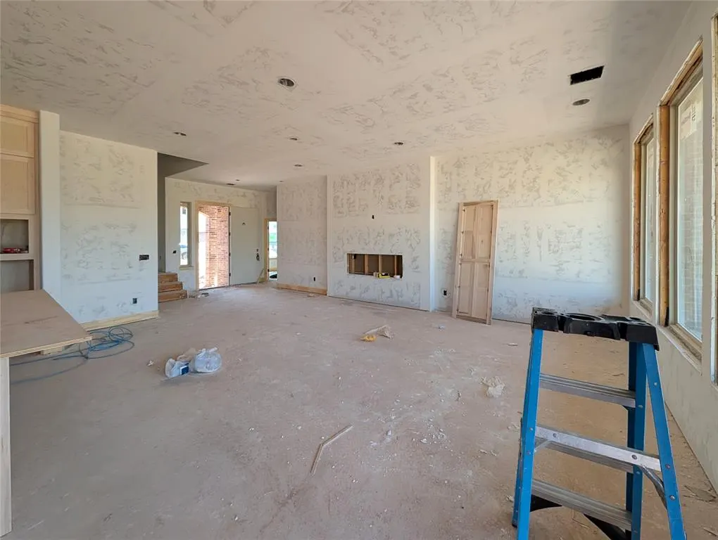 Photo 5 — 704 Siena Springs Drive, Norman, OK 73071