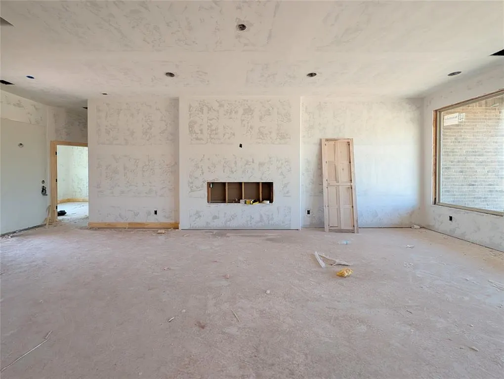 Photo 6 — 704 Siena Springs Drive, Norman, OK 73071