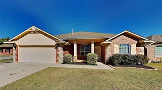 Sold home at 9315 Peachtree Lane