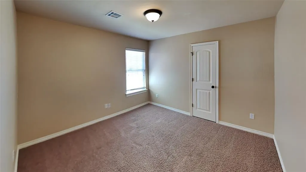 Photo 16 — 9315 Peachtree Lane, Oklahoma City, OK 73130