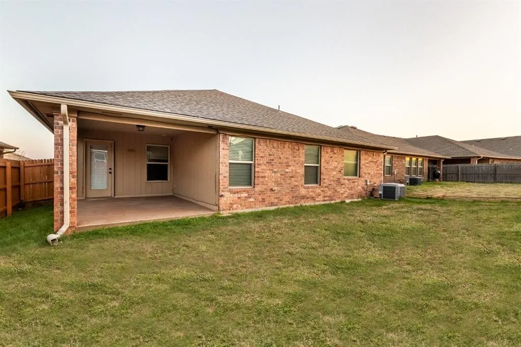Photo 15 — 2609 NW 183rd Street, Edmond, OK 73012