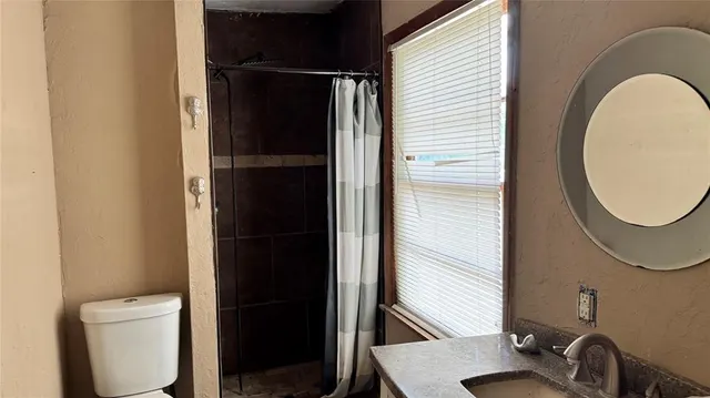 Photo 8 — 107 W Juneau Street, Purcell, OK 73080