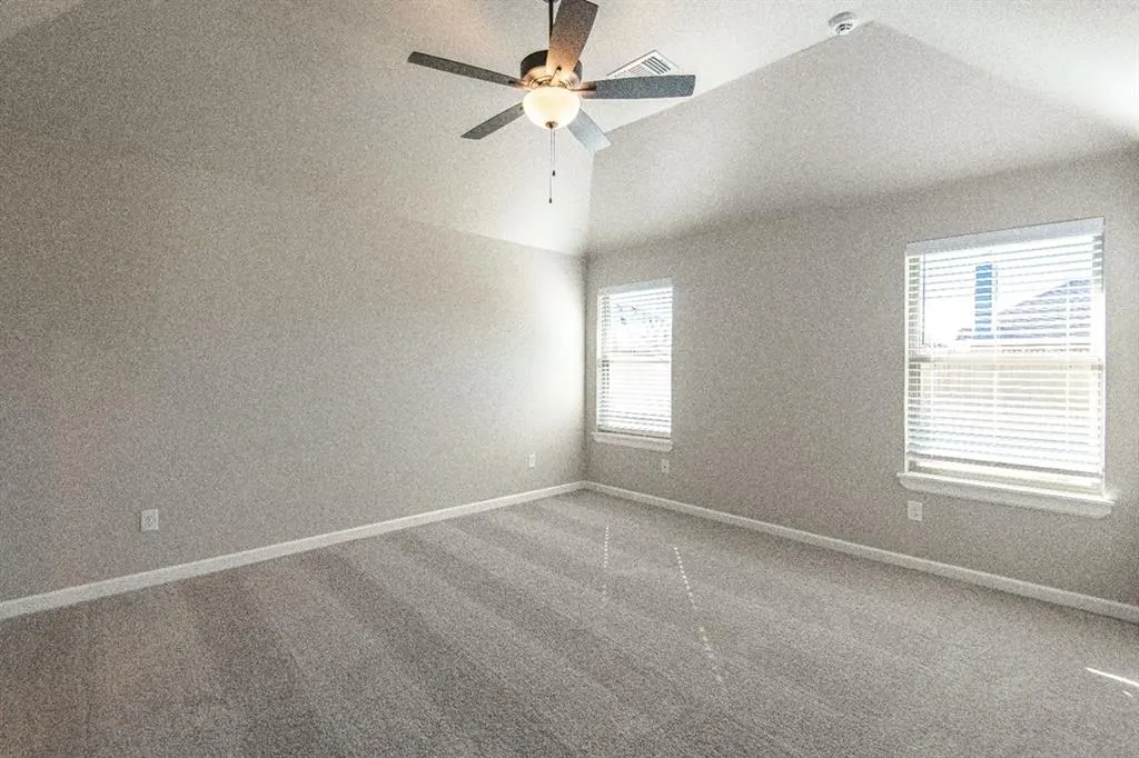 Photo 15 — 12101 Katie Ridge Road, Yukon, OK 73099