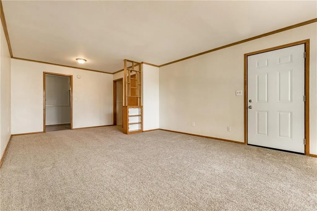 Photo 2 — 205 Tullahoma Drive, Edmond, OK 73034