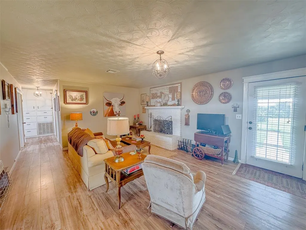Photo 17 — 26252 Highway 19, Maysville, OK 73057