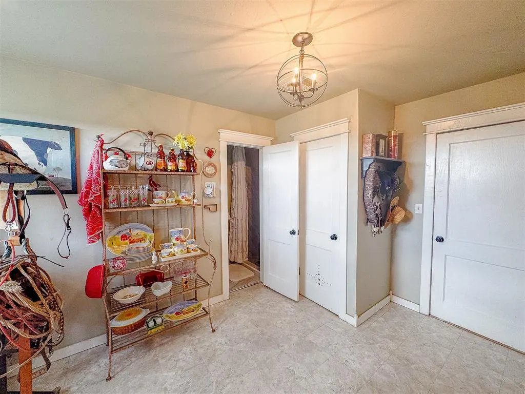 Photo 21 — 26252 Highway 19, Maysville, OK 73057