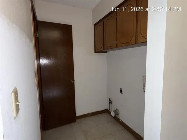 Photo 7 — 202 Redbud Drive, Anadarko, OK 73005