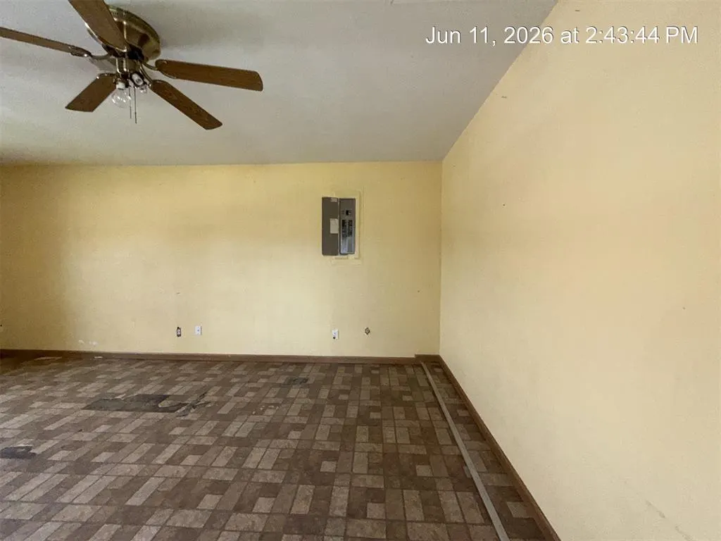 Photo 9 — 202 Redbud Drive, Anadarko, OK 73005