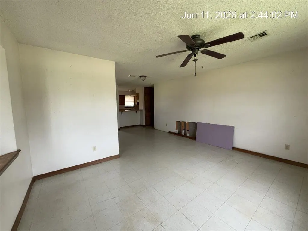 Photo 11 — 202 Redbud Drive, Anadarko, OK 73005