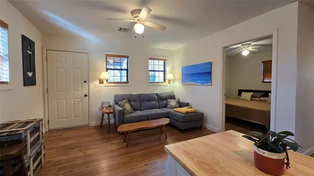 Photo 6 — 240 W French Street, Eufaula, OK 74432