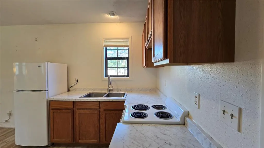 Photo 22 — 240 W French Street, Eufaula, OK 74432