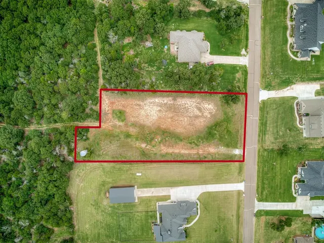 Photo 3 — 6509 Cherokee Grove Court, Newalla, OK 74857