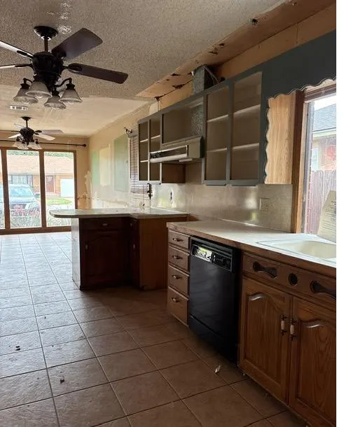 Photo 4 — 323 Hayden Boulevard, Elk City, OK 73644