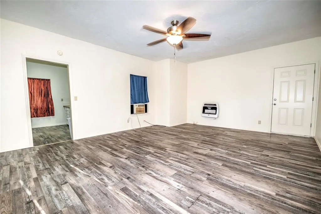 Photo 5 — 324 W 5th Street, Chandler, OK 74834