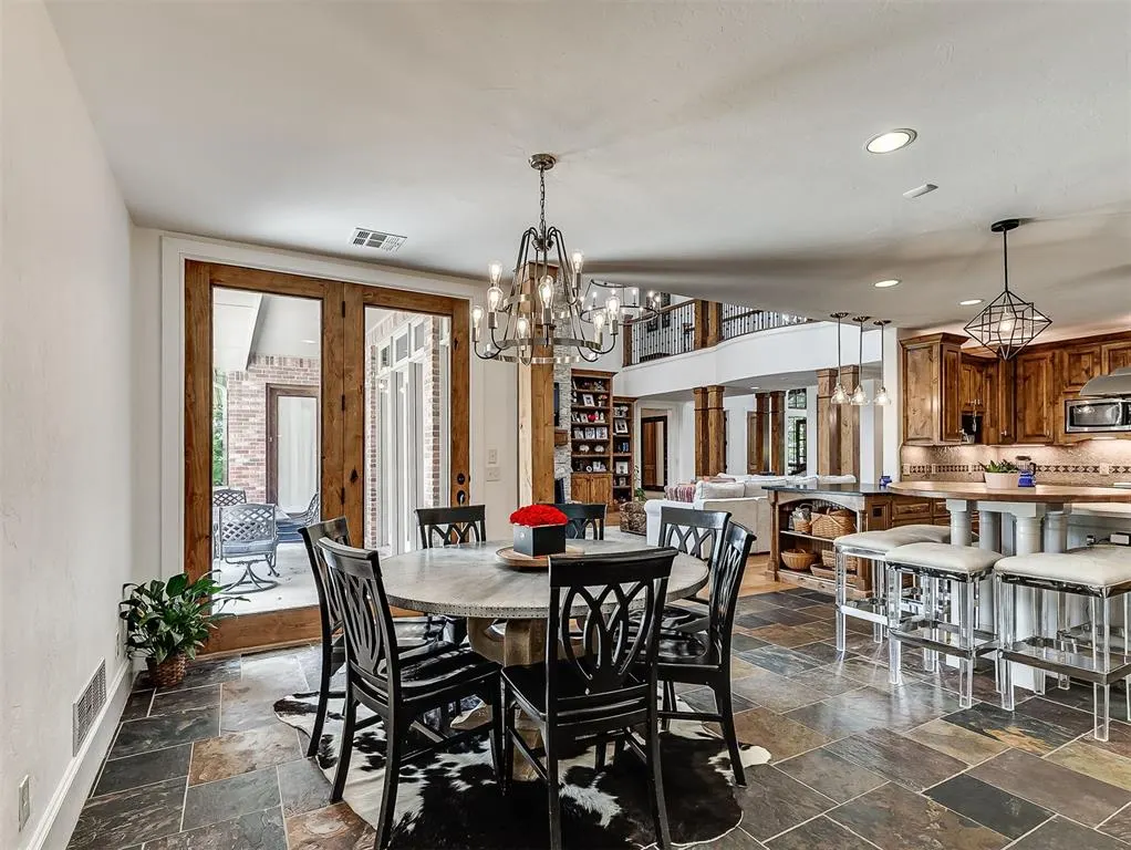 Photo 13 — 517 Flint Ridge Drive, Norman, OK 73072