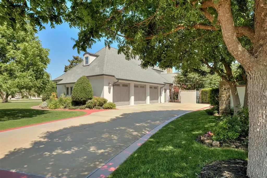 Photo 5 — 4431 Berry Farm Road, Norman, OK 73072
