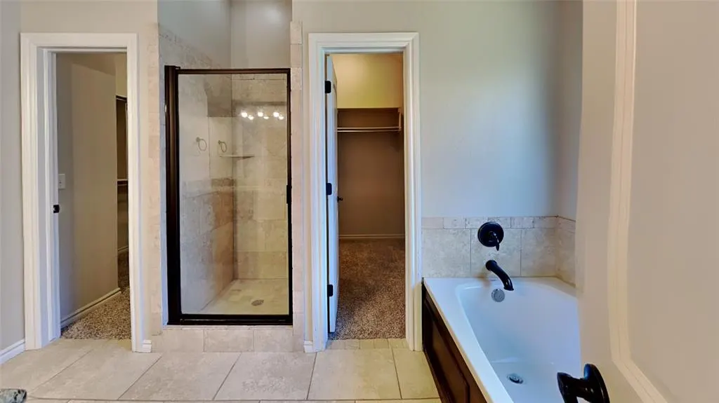 Photo 13 — 725 Dusty Trail, Yukon, OK 73099
