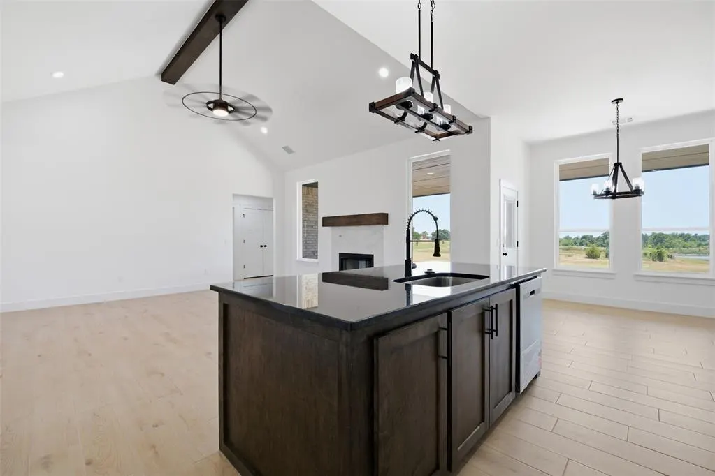 Photo 8 — 2411 Bear Creek Cir Circle, Blanchard, OK 73010