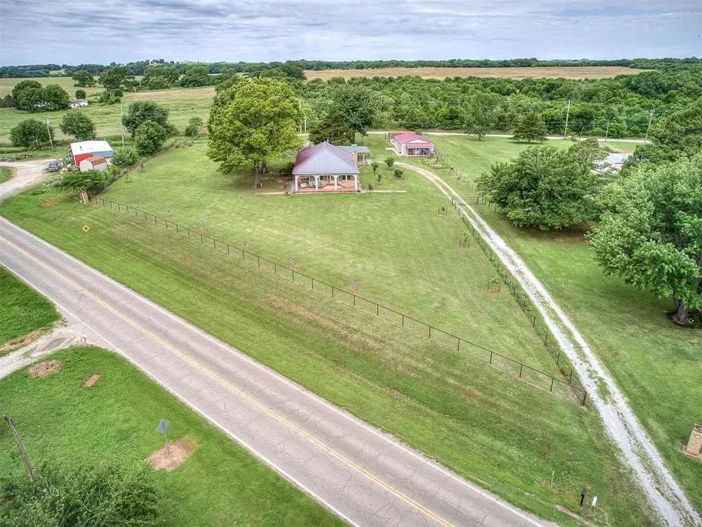 Photo 31 — 3965 State Highway 18 Highway, Fairfax, OK 74637