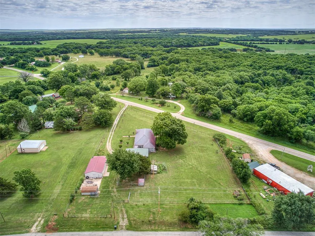 Photo 32 — 3965 State Highway 18 Highway, Fairfax, OK 74637