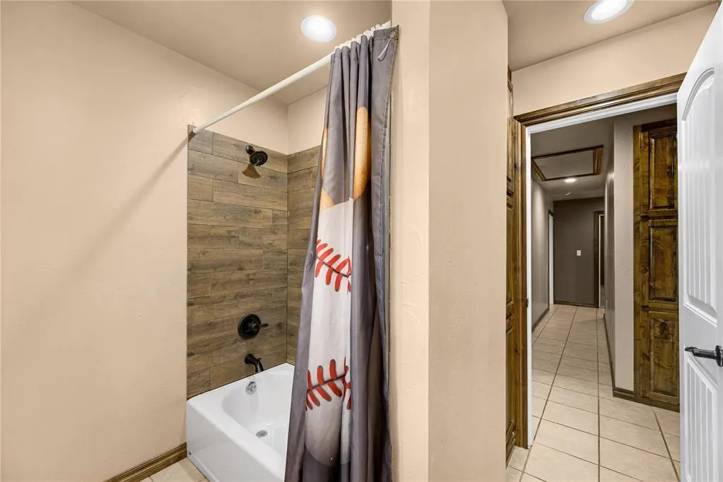Photo 26 — 16156 County Road 1250, Binger, OK 73009