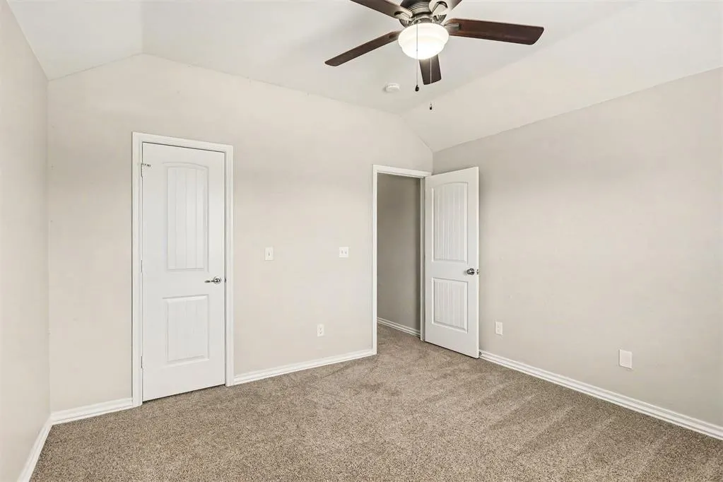 Photo 22 — 11009 SW 39th Court, Mustang, OK 73064