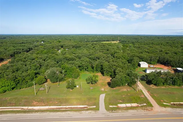 Photo 3 — 19932 Highway 102, Tecumseh, OK 74873