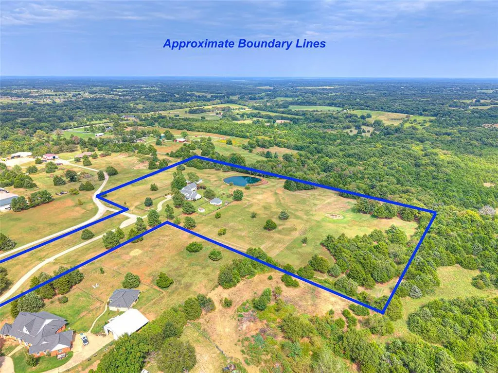 Photo 4 — 4081 Cedar Farm Road, Norman, OK 73068