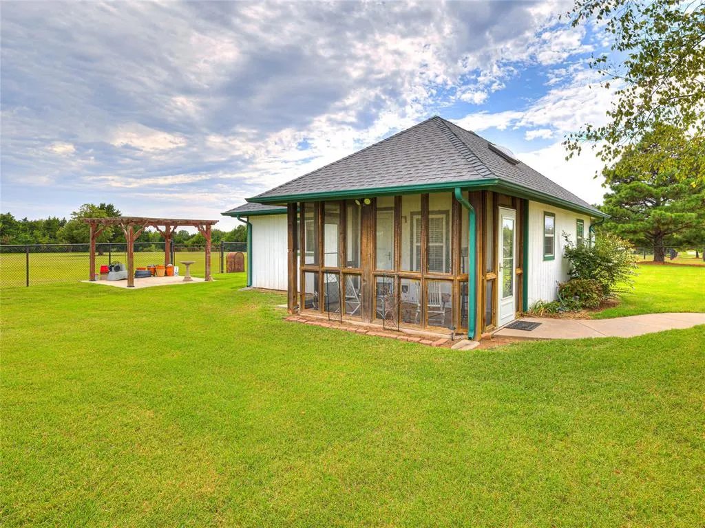 Photo 37 — 4081 Cedar Farm Road, Norman, OK 73068