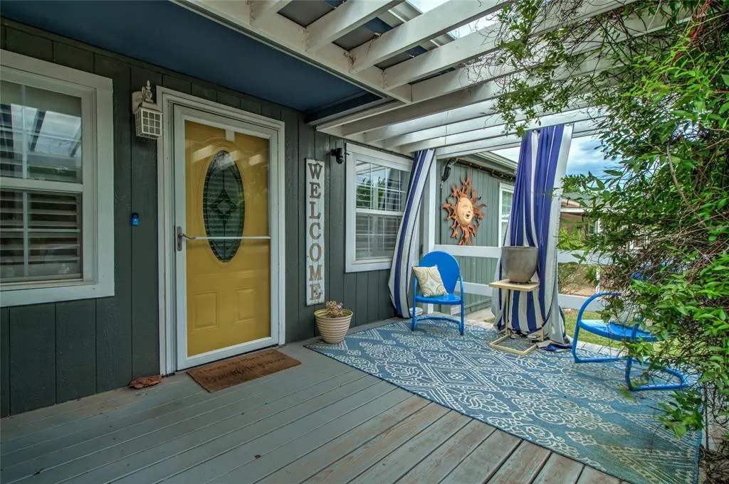 Photo 2 — 803 E Mosier Street, Norman, OK 73071