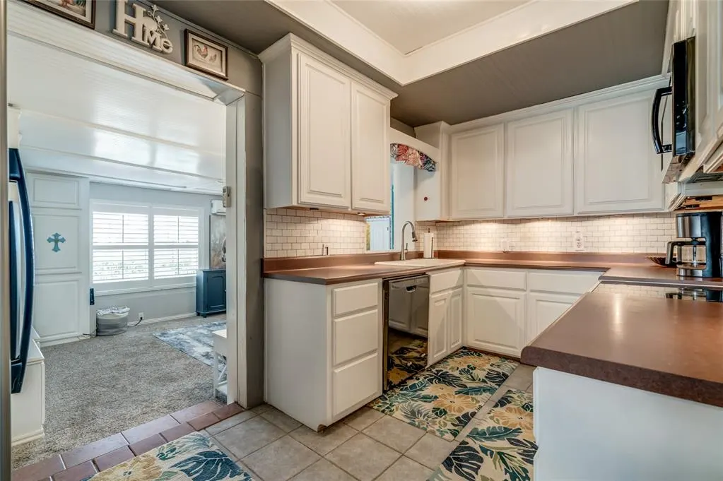 Photo 10 — 803 E Mosier Street, Norman, OK 73071