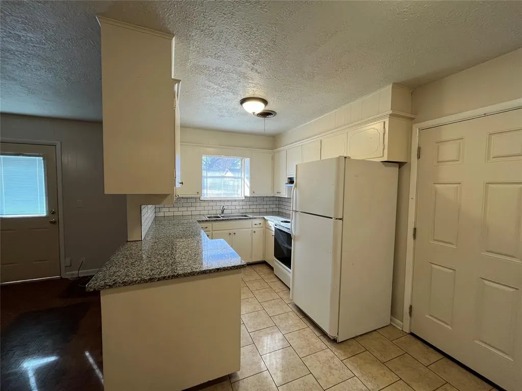 Photo 8 — 1508 Southern Heights Avenue, Norman, OK 73072