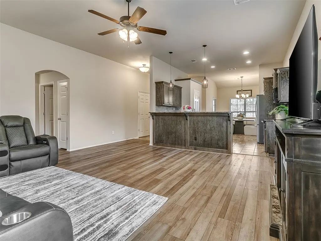 Photo 10 — 12487 Lakota Drive, Choctaw, OK 73020