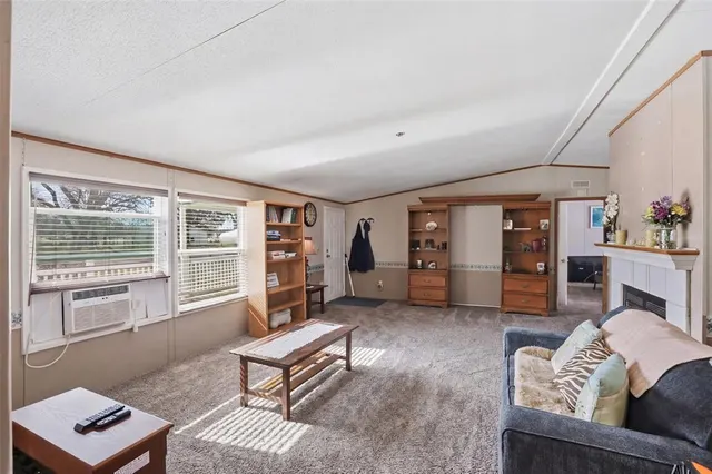 Photo 3 — 115 Holly Street, Perry, OK 73077