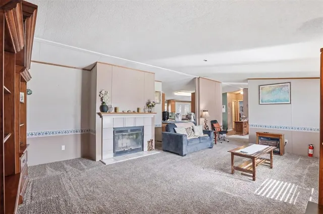 Photo 5 — 115 Holly Street, Perry, OK 73077