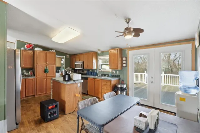 Photo 8 — 115 Holly Street, Perry, OK 73077