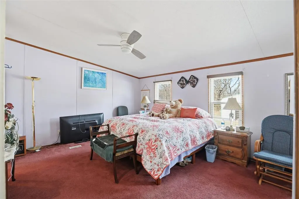 Photo 13 — 115 Holly Street, Perry, OK 73077