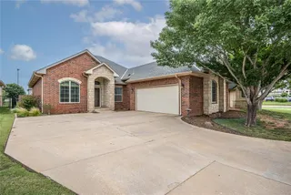 Sold home at 10337 Hawthorn Drive
