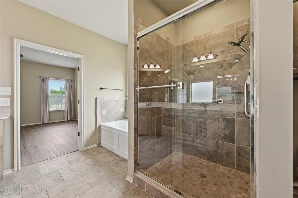 Photo 22 — 10337 Hawthorn Drive, Oklahoma City, OK 73120