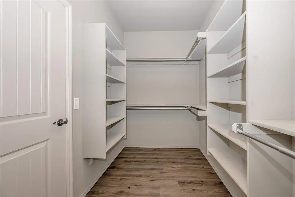 Photo 23 — 10337 Hawthorn Drive, Oklahoma City, OK 73120