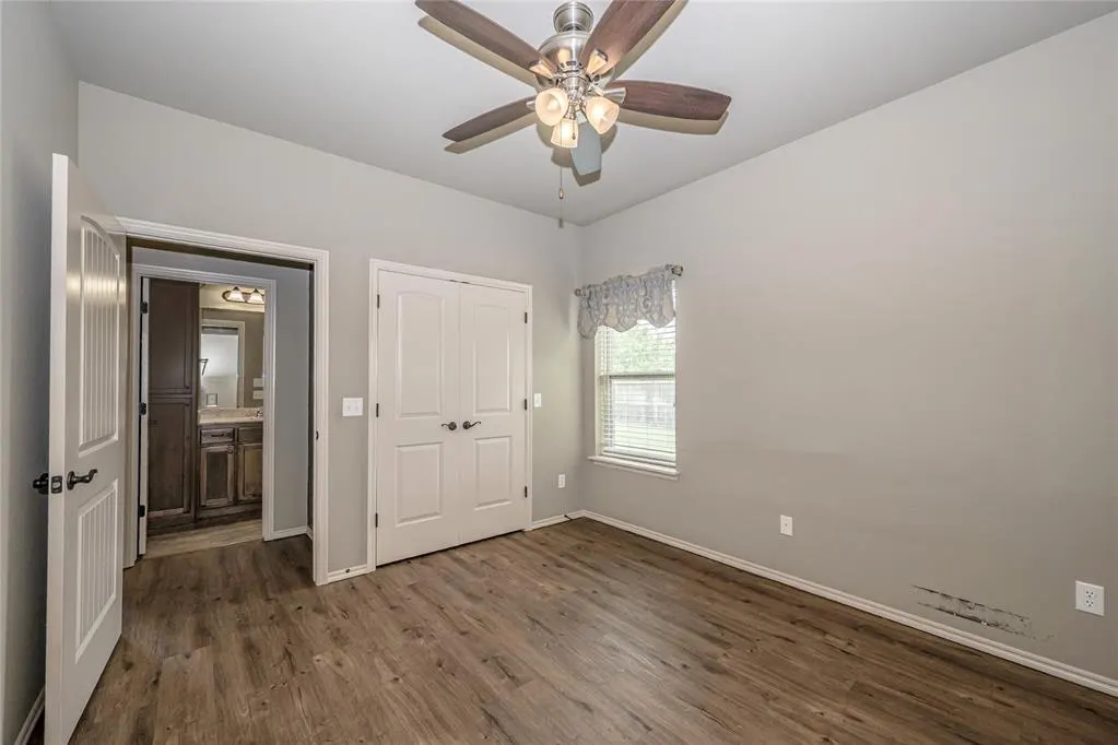Photo 25 — 10337 Hawthorn Drive, Oklahoma City, OK 73120