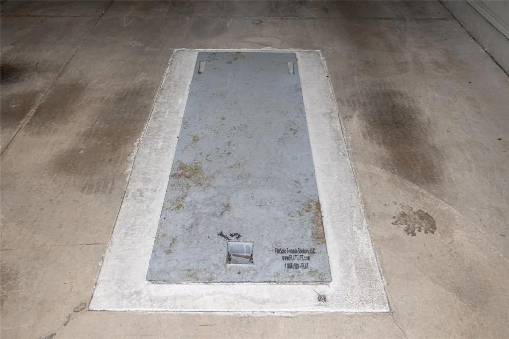 Photo 39 — 10337 Hawthorn Drive, Oklahoma City, OK 73120