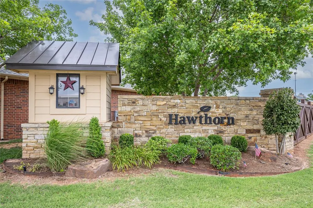 Photo 40 — 10337 Hawthorn Drive, Oklahoma City, OK 73120