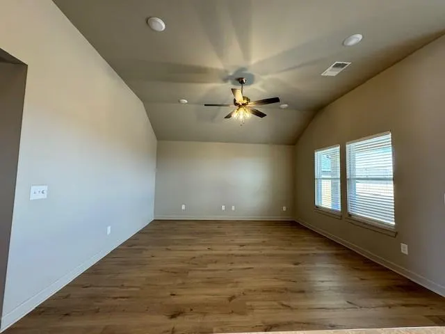 Photo 15 — 3208 Mount Nebo Drive, Yukon, OK 73099