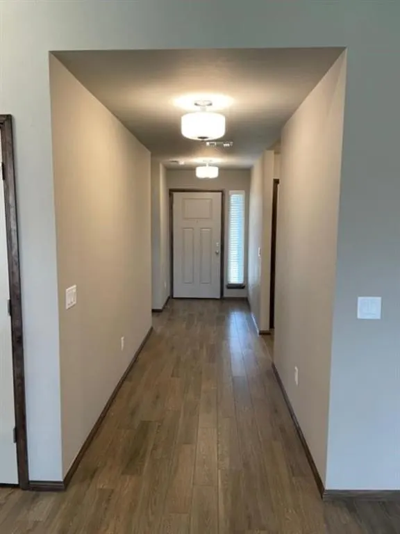 Photo 4 — 421 Compass Drive, Yukon, OK 73099