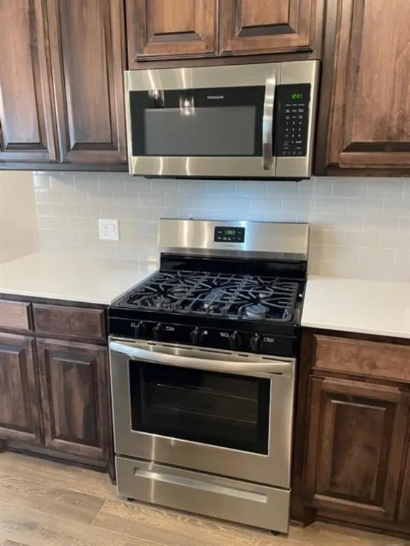 Photo 8 — 421 Compass Drive, Yukon, OK 73099