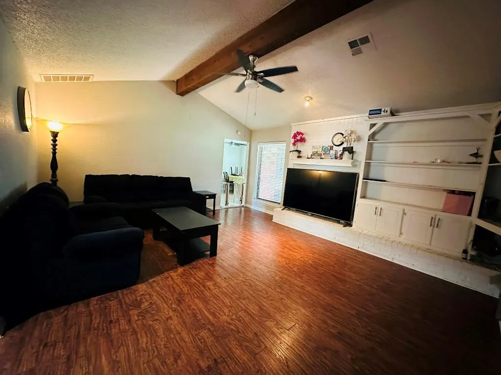 Photo 8 — 1612 Whispering Creek Drive, Edmond, OK 73013