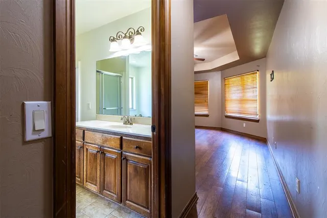Photo 6 — 900301 S Oak Hill Drive, Chandler, OK 74834
