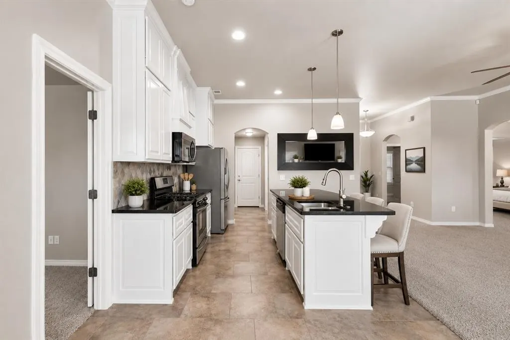 Photo 10 — 4908 Wister Lane, Edmond, OK 73025