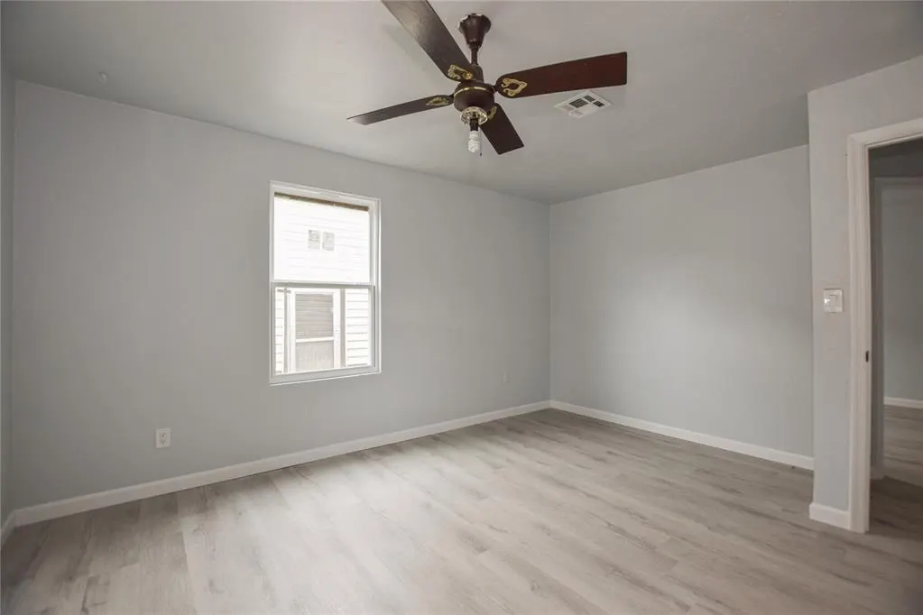 Photo 33 — 1924 NE 25th Street, Oklahoma City, OK 73111